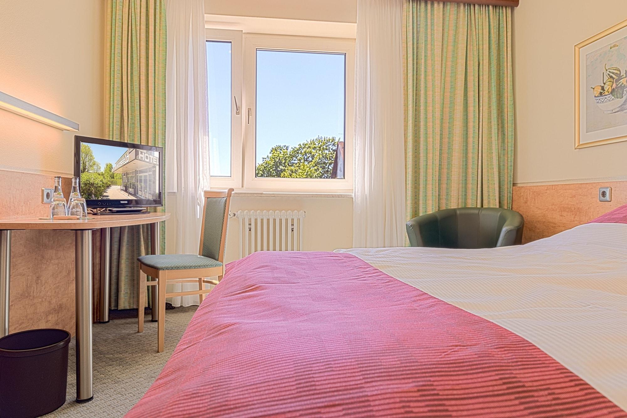 Am Moosfeld 4*