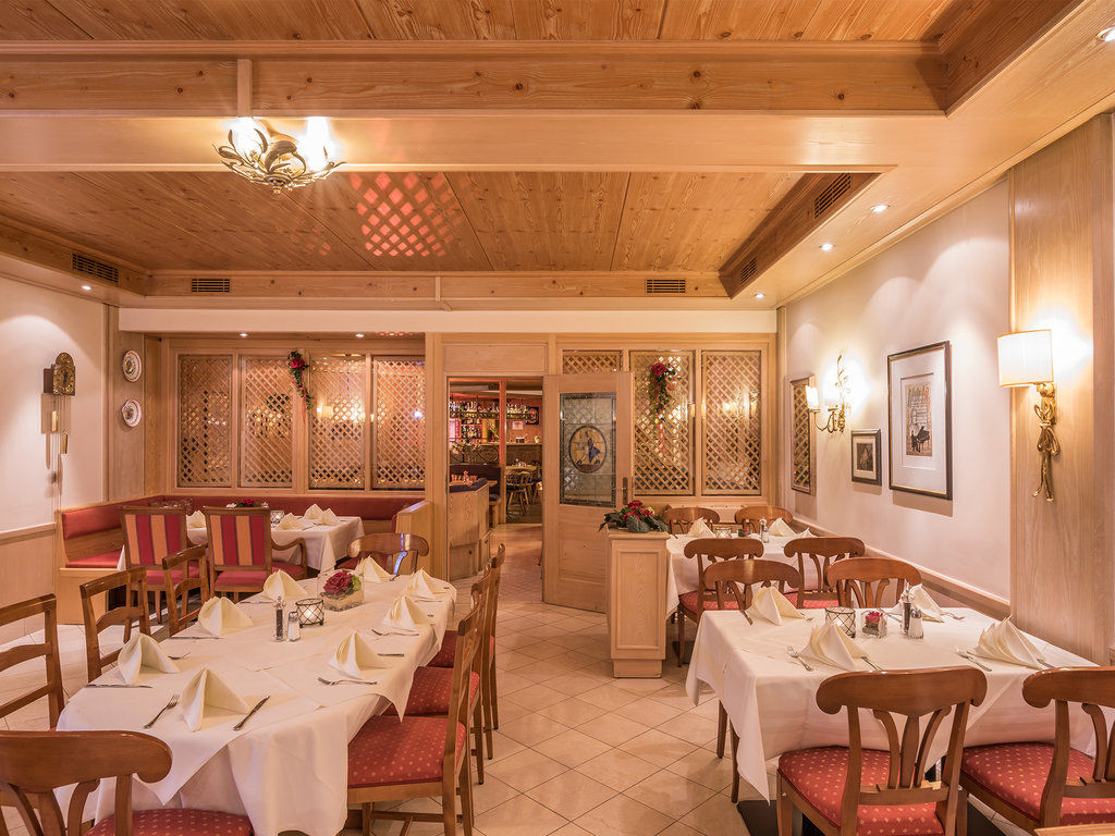 Hotel Am Moosfeld 4*